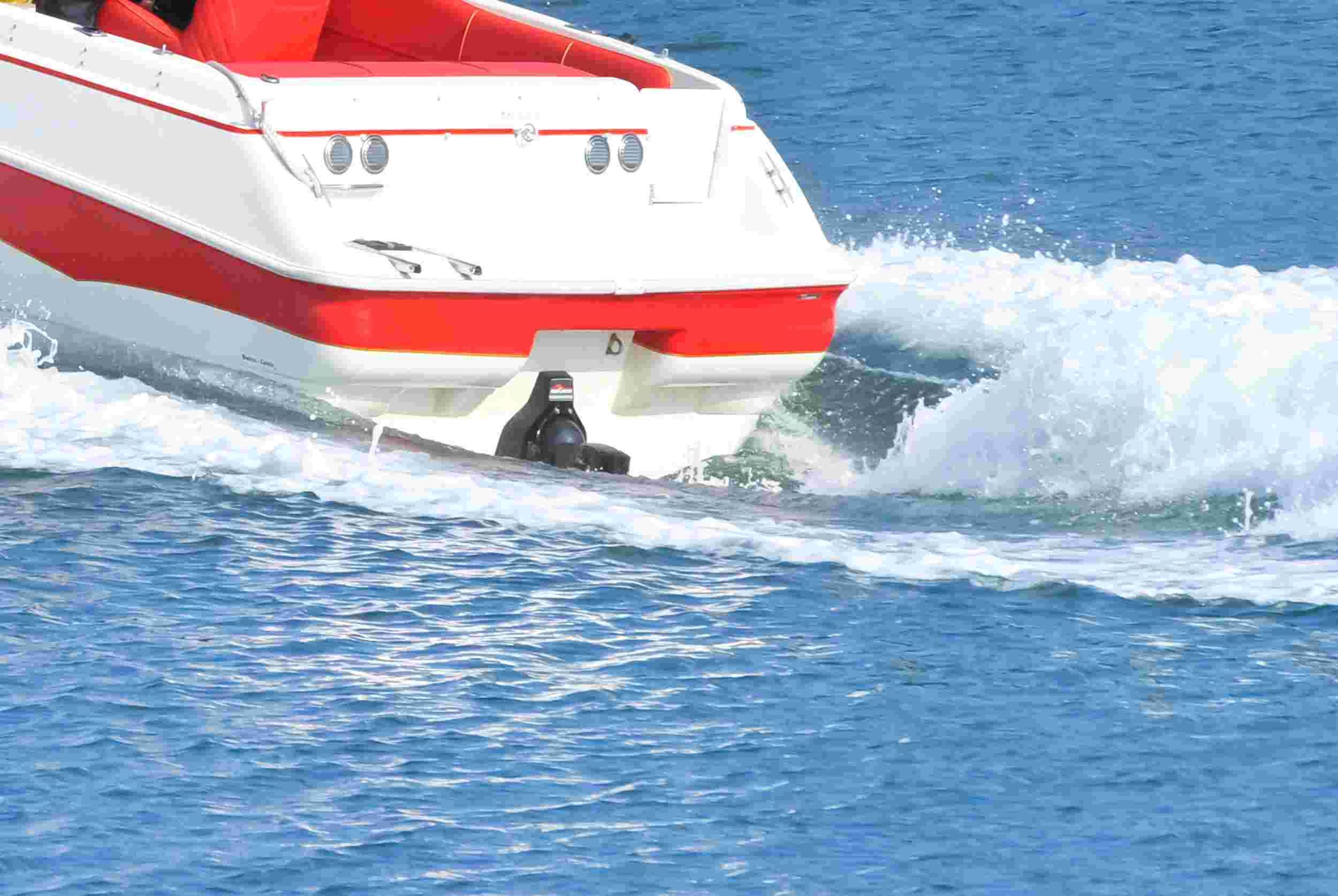 Photo Moteur Bateau